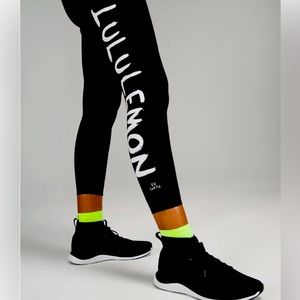 Lululemon Wunder Train High-Rise Tight 25" *Ed Curtis size 6. Perfect condition!